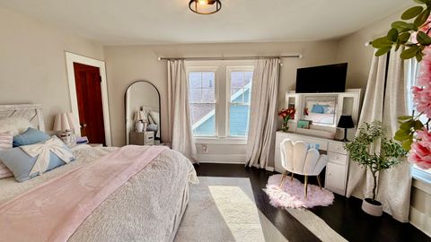 Tiny photo for 909 E 3RD Street, Centralia, IL 62801 (MLS # 12623652)