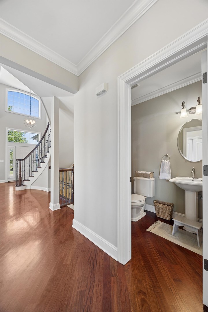1015 White Pine Lane