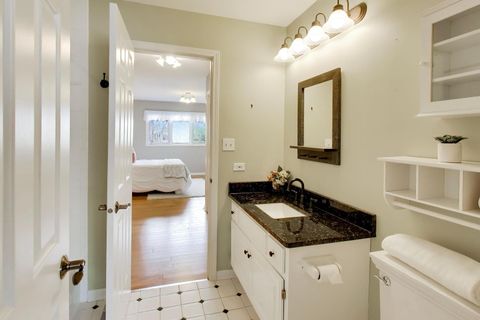 Tiny photo for 126 Commons Drive, Palos Park, IL 60464 (MLS # 12619497)