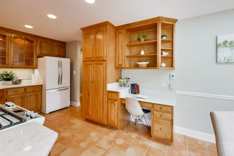 Tiny photo for 126 Commons Drive, Palos Park, IL 60464 (MLS # 12619497)