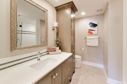 Tiny photo for 126 Commons Drive, Palos Park, IL 60464 (MLS # 12619497)