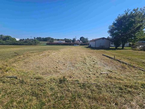 Tiny photo for 11115 LaMaster Road, Marion, IL 62959 (MLS # 100000021)