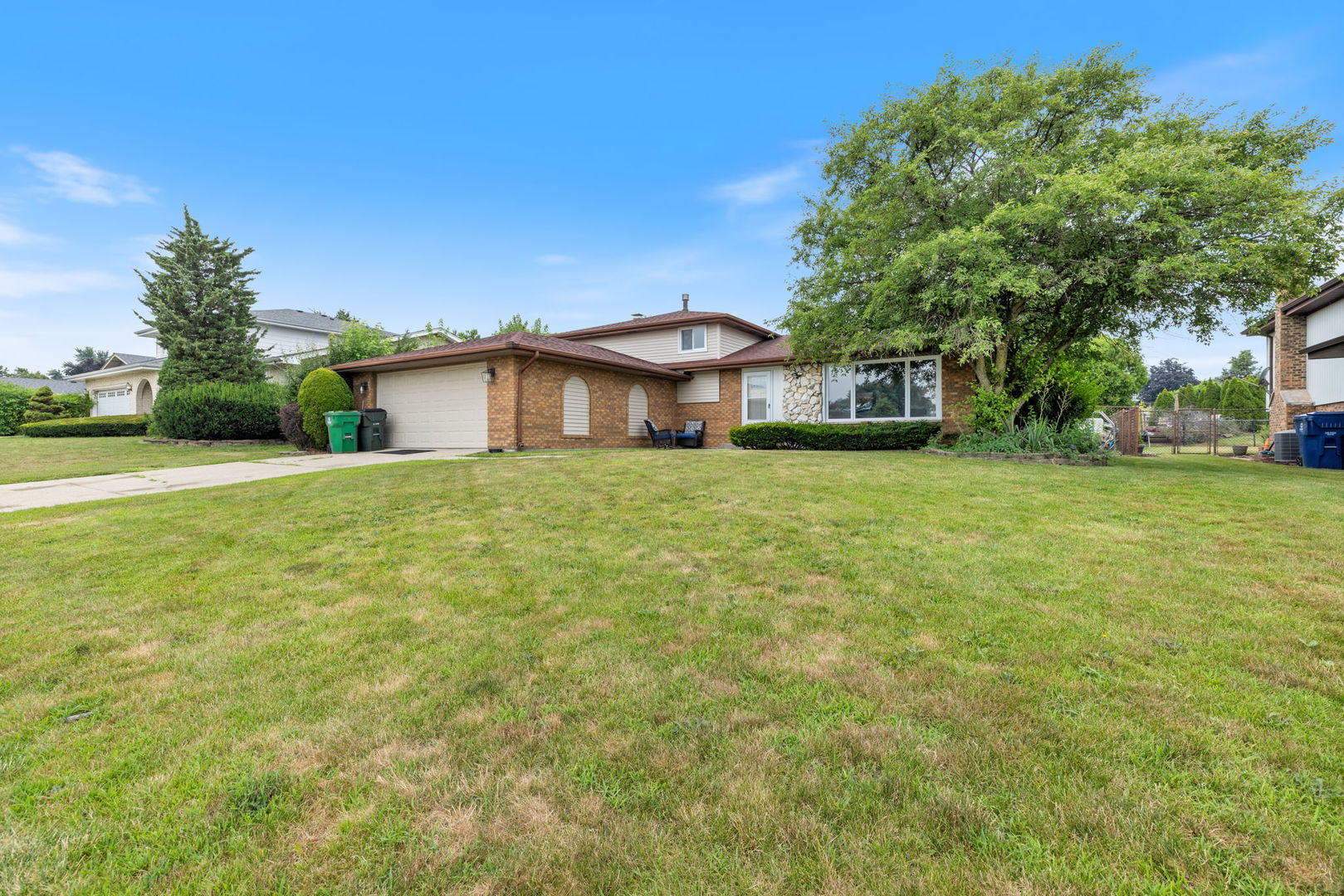 14122 Chestnut Lane