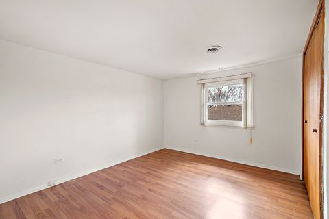 Tiny photo for 606 De Angelis Court, Chicago Heights, IL 60411 (MLS # 12549767)