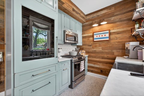 Tiny photo for 130 Gale Avenue, River Forest, IL 60305 (MLS # 12678268)