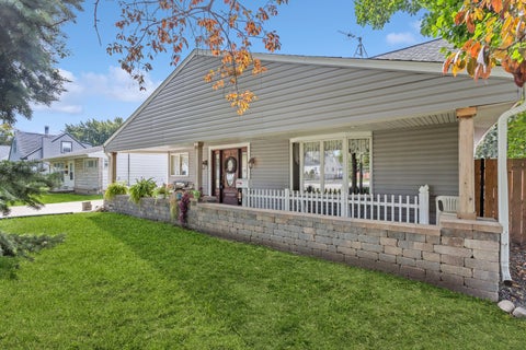 Tiny photo for 3124 Rhodes Avenue, Melrose Park, IL 60164 (MLS # 12772156)