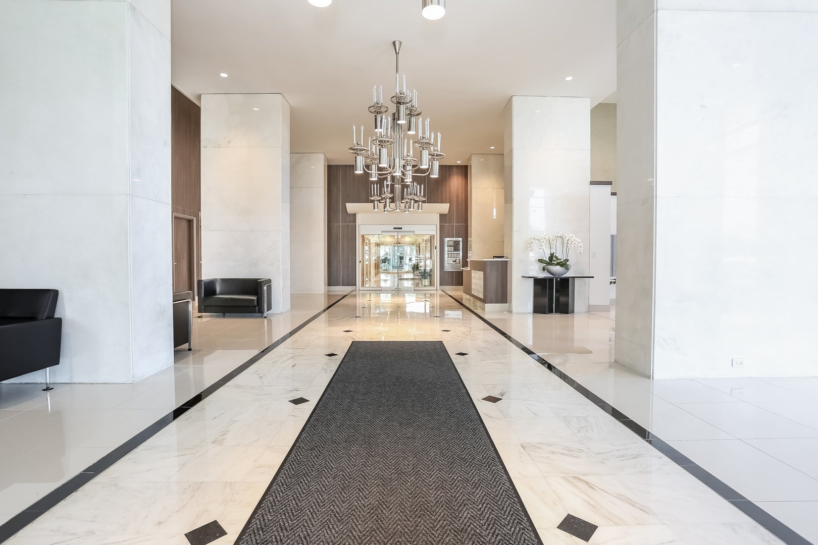1550 N LAKE SHORE Drive 11G
