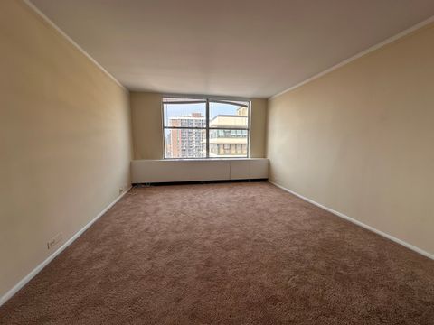 Tiny photo for 5757 N Sheridan Road #18J, Chicago, IL 60660 (MLS # 12581885)
