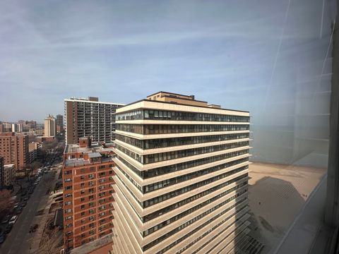 Tiny photo for 5757 N Sheridan Road #18J, Chicago, IL 60660 (MLS # 12581885)