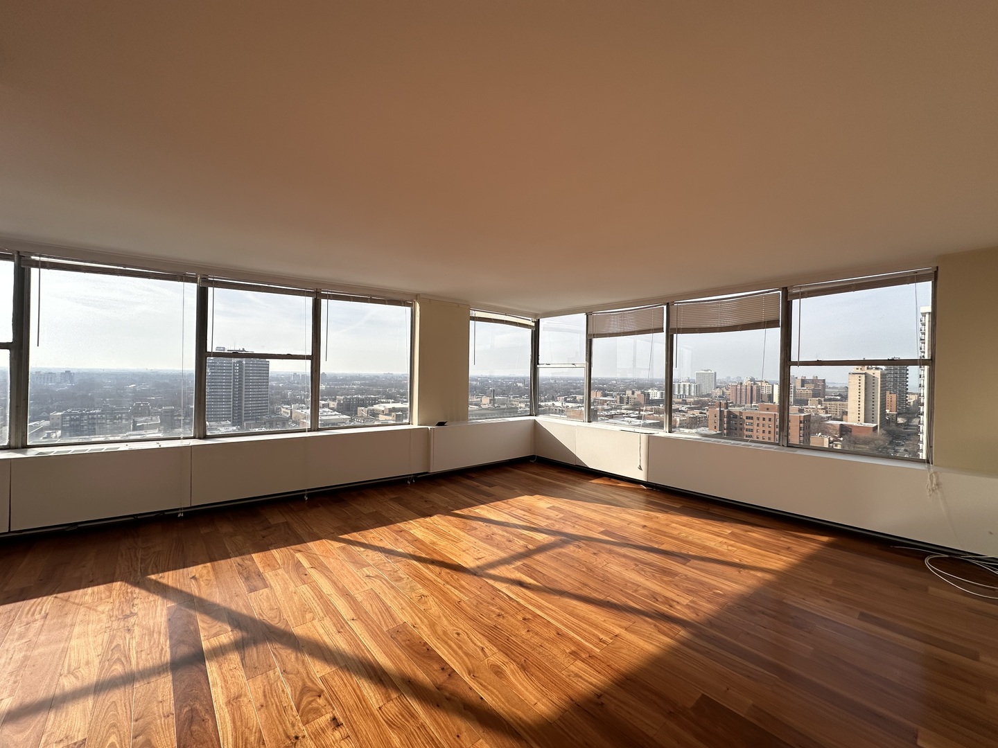 5757 N Sheridan Road 18J