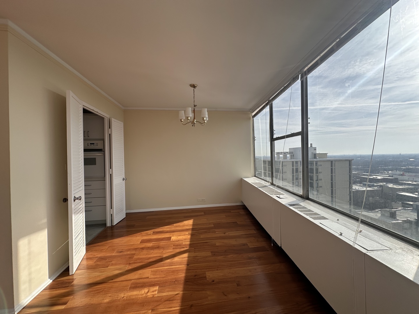 5757 N Sheridan Road 18J