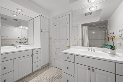 Tiny photo for 529 Park Drive, Kenilworth, IL 60043 (MLS # 12601454)