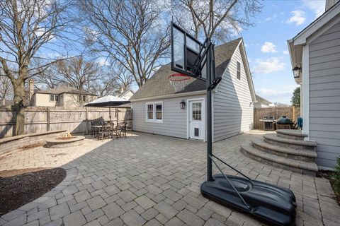 Tiny photo for 529 Park Drive, Kenilworth, IL 60043 (MLS # 12601454)