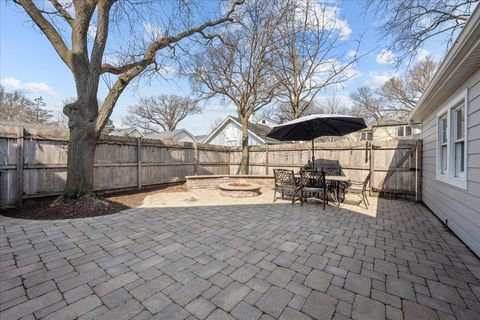 Tiny photo for 529 Park Drive, Kenilworth, IL 60043 (MLS # 12601454)