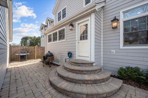 Tiny photo for 529 Park Drive, Kenilworth, IL 60043 (MLS # 12601454)