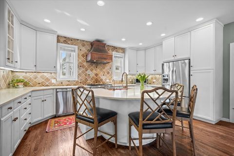 Tiny photo for 529 Park Drive, Kenilworth, IL 60043 (MLS # 12601454)