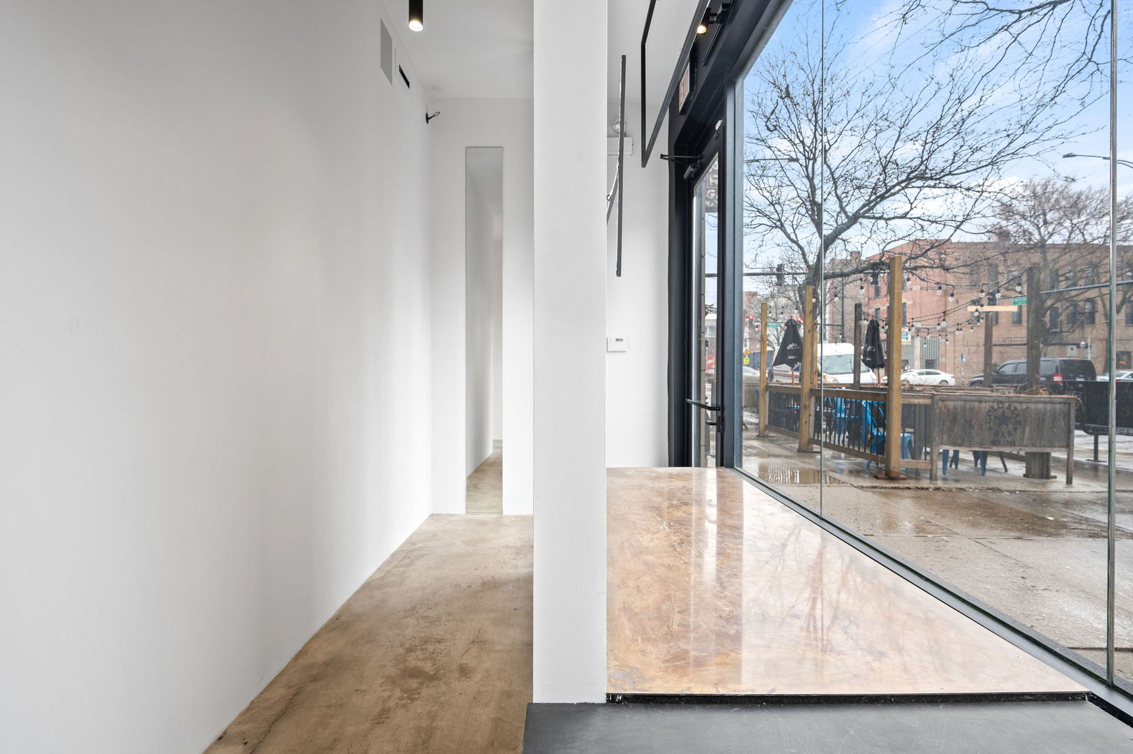 1751 W Division Street C-1W