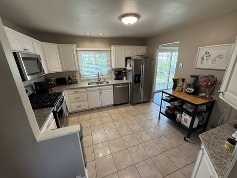 Tiny photo for 926 Cherry Lane, Lombard, IL 60148 (MLS # 12516083)