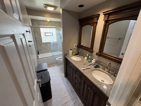 Tiny photo for 926 Cherry Lane, Lombard, IL 60148 (MLS # 12516083)