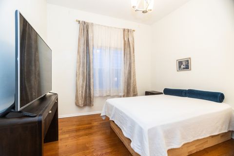 Tiny photo for 2814 N Maplewood Avenue, Chicago, IL 60618 (MLS # 12535957)