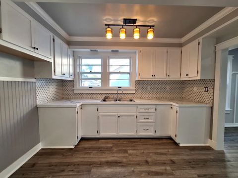 Tiny photo for 304 W Morrell Street, Streator, IL 61364 (MLS # 12411023)