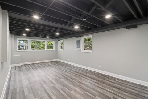 Tiny photo for 333 Elm Street, Glen Ellyn, IL 60137 (MLS # 12496305)
