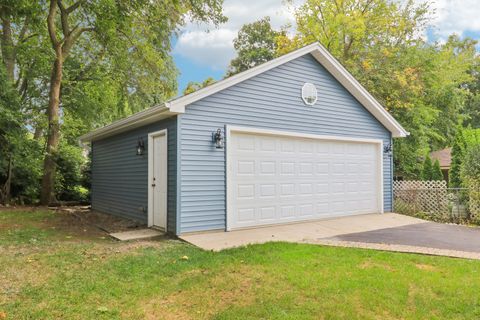 Tiny photo for 333 Elm Street, Glen Ellyn, IL 60137 (MLS # 12496305)