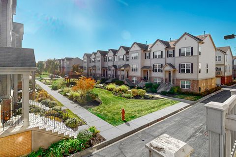 A home in Des Plaines