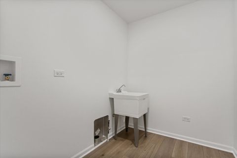 Tiny photo for 1759 Breton Avenue, North Aurora, IL 60542 (MLS # 12494856)