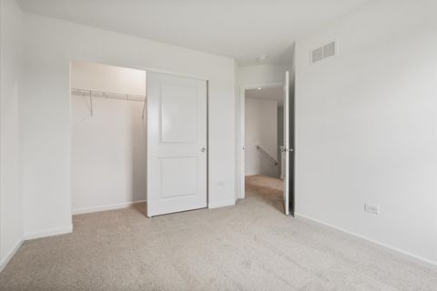 Tiny photo for 1759 Breton Avenue, North Aurora, IL 60542 (MLS # 12494856)