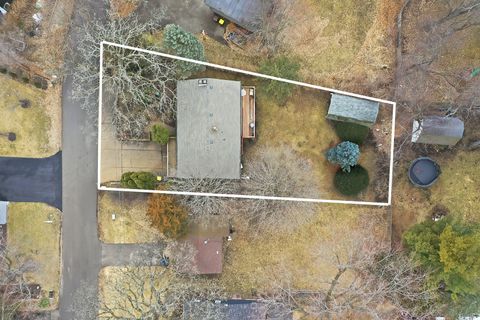 Tiny photo for 4519 W Shore Drive, Wonder Lake, IL 60097 (MLS # 12585476)