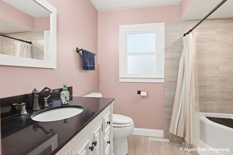 Tiny photo for 4519 W Shore Drive, Wonder Lake, IL 60097 (MLS # 12585476)