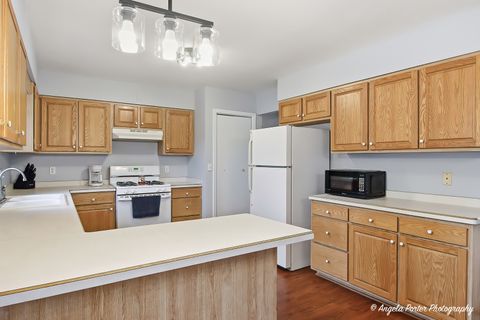 Tiny photo for 4519 W Shore Drive, Wonder Lake, IL 60097 (MLS # 12585476)