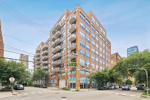 Photo of 933 W Van Buren Street #801, Chicago, IL 60607 (MLS # 12700972)