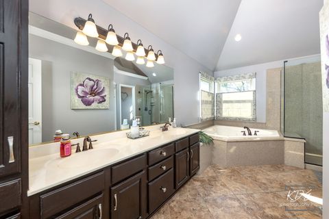 Tiny photo for 2735 Kendridge Lane, Aurora, IL 60502 (MLS # 12501753)