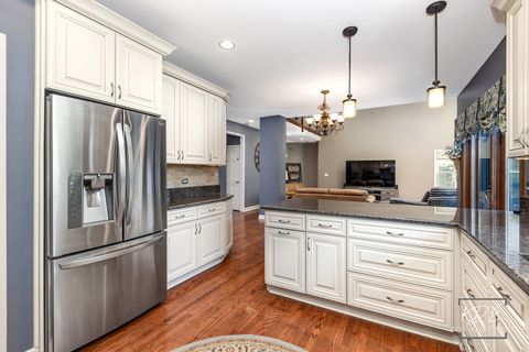 Tiny photo for 2735 Kendridge Lane, Aurora, IL 60502 (MLS # 12501753)