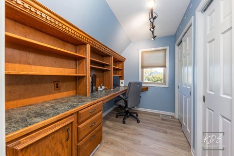 Tiny photo for 2735 Kendridge Lane, Aurora, IL 60502 (MLS # 12501753)