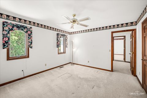 Tiny photo for 10 Century Court, Oswego, IL 60543 (MLS # 12615437)