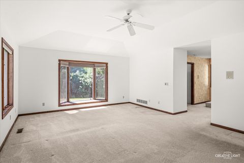 Tiny photo for 10 Century Court, Oswego, IL 60543 (MLS # 12615437)