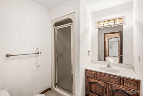 Tiny photo for 10 Century Court, Oswego, IL 60543 (MLS # 12615437)