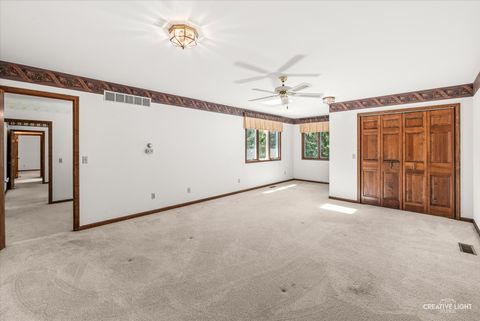 Tiny photo for 10 Century Court, Oswego, IL 60543 (MLS # 12615437)