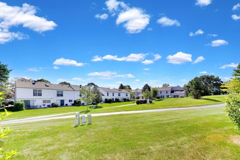 Tiny photo for 227 E Shag Bark Lane, Streamwood, IL 60107 (MLS # 12759138)