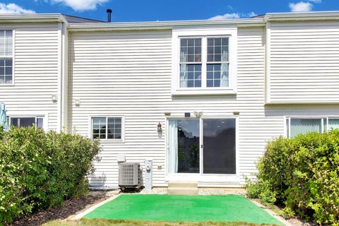 Tiny photo for 227 E Shag Bark Lane, Streamwood, IL 60107 (MLS # 12759138)