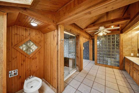 Tiny photo for 6N263 River Drive, St. Charles, IL 60174 (MLS # 12519035)