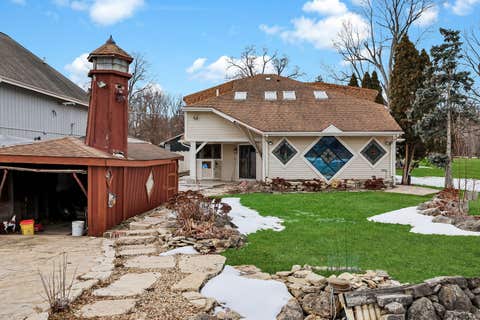 Tiny photo for 6N263 River Drive, St. Charles, IL 60174 (MLS # 12519035)
