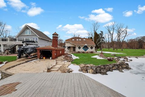 Tiny photo for 6N263 River Drive, St. Charles, IL 60174 (MLS # 12519035)