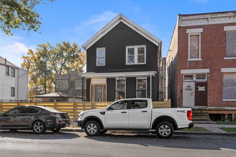 3455 W Walnut Street Chicago IL 60624