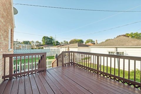 Tiny photo for 1722 N 74th Court, Elmwood Park, IL 60707 (MLS # 12509284)