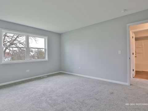 Tiny photo for 972 Pleasant Street, Woodstock, IL 60098 (MLS # 12617897)