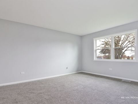 Tiny photo for 972 Pleasant Street, Woodstock, IL 60098 (MLS # 12617897)